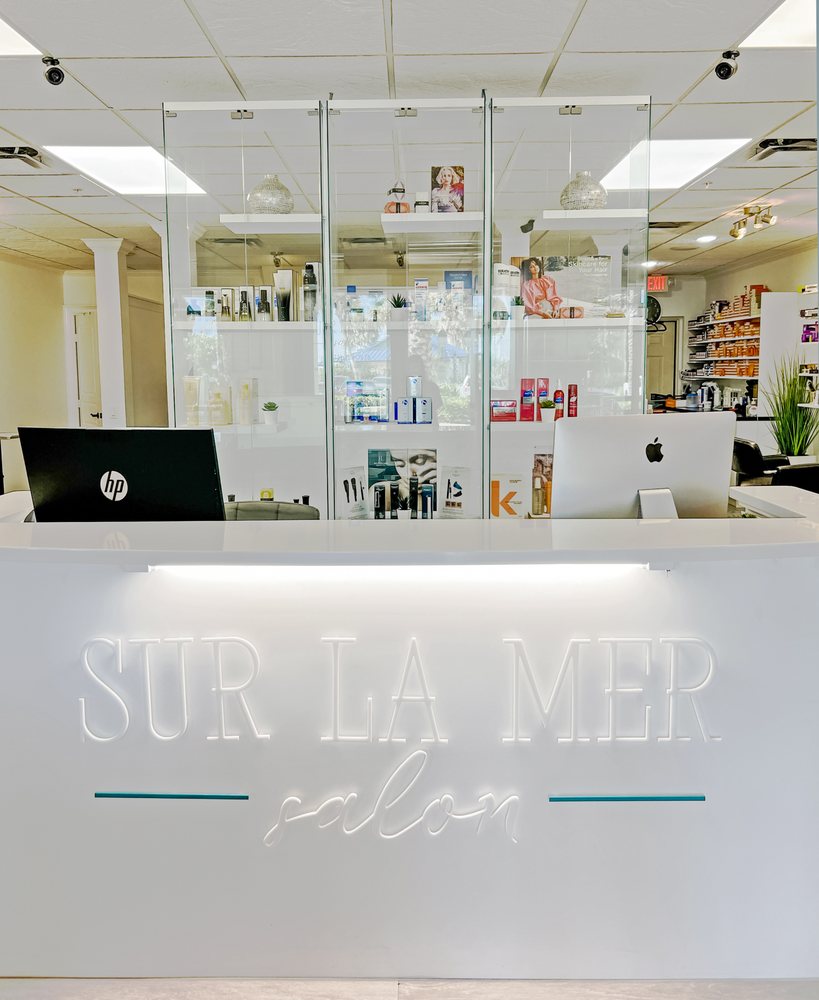 Sur La Mer Salon Image