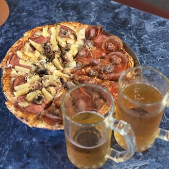 Steve's Pizza - Pizza Near Me - Bakersfield, California