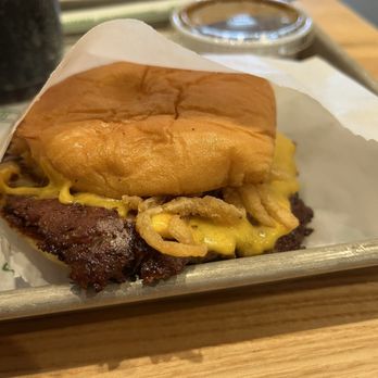 Shake Shack The Fashion Mall at Keystone - Korean BBQ Burger - Burgers Near Me - Indianapolis, Indiana Shake Shack The Fashion Mall at Keystone - Korean BBQ Burger - Burgers Near Me - Indianapolis, Indiana