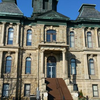 Holmes Co. Courthouse - Courthouses Near Me - Millersburg, Ohio Holmes Co. Courthouse - Courthouses Near Me - Millersburg, Ohio
