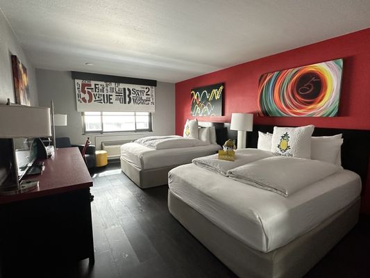 Hotel Five - A Staypineapple Hotel by null