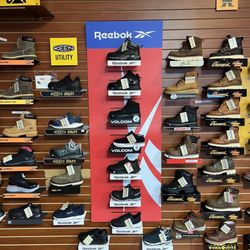 Shoe Kingdom - Reebok Woman's ideal for Warehouse