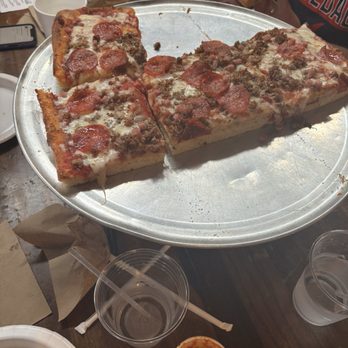 Bibb St Pizza Company - Large 18'' Meat Lover Pizza - Pizza Near Me - Montgomery, Alabama Bibb St Pizza Company - Large 18'' Meat Lover Pizza - Pizza Near Me - Montgomery, Alabama