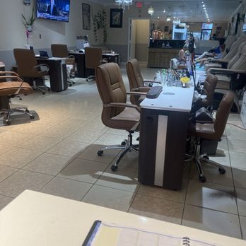 Sister Nail Salon - Nail Salons Near Me - Hobe Sound, Florida