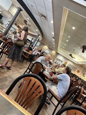 Puffy Muffin Bakery & Restaurant by null