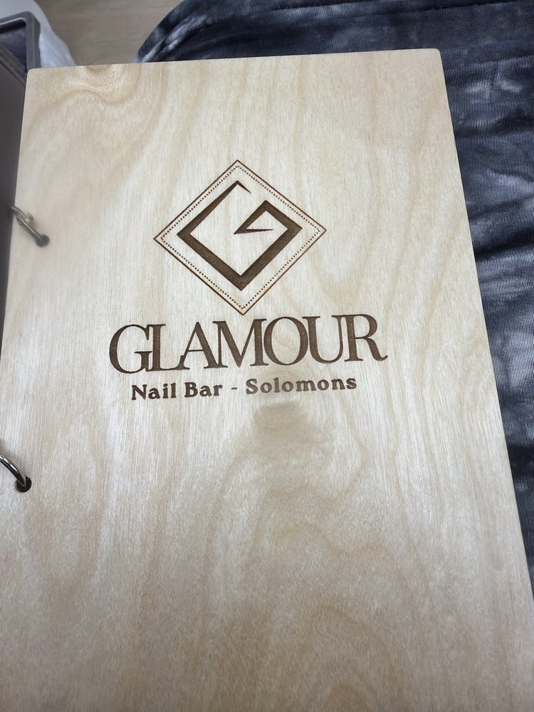 Glamour Nail Bar Logo