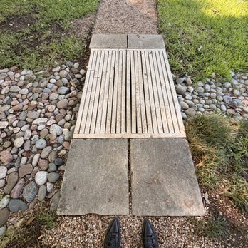 Valley House Gallery - Garden Path - Art Galleries Near Me - Dallas, Texas