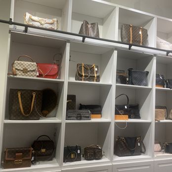 Bag & Boujee - Used, Vintage & Consignment Near Me - Laguna Beach, California
