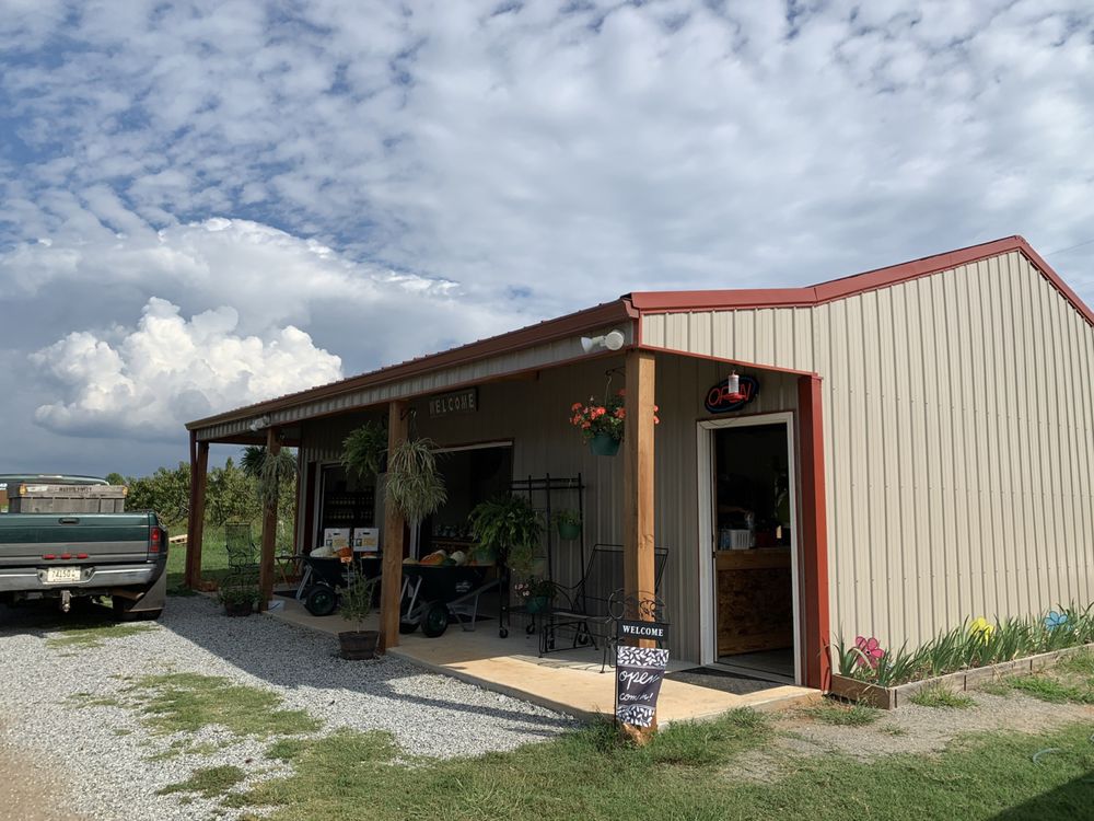 RED HILL ORCHARD THE LITTLE MARKET Updated August 2024 12 Photos