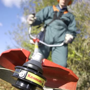 Neil Tomlin Professional Tree & Groundwork Services - Grass and Brushwood Strimming - Gardeners Near Me - Louth, LIN Neil Tomlin Professional Tree & Groundwork Services - Grass and Brushwood Strimming - Gardeners Near Me - Louth, LIN