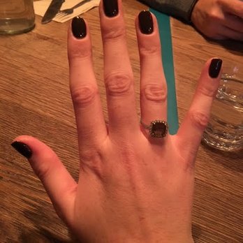 Agata Nails - Nail Salons Near Me - Astoria, New York