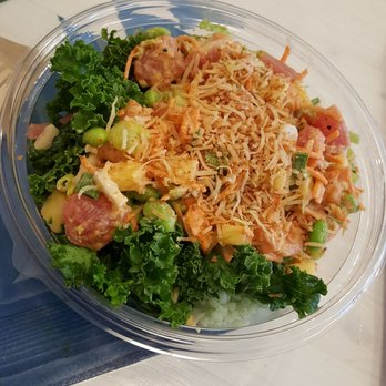 Sweetfin Poke Downtown LA - Spicy tuna bowl. Albacore as extra, topped with (complimentary) crispy garlic, wasabi toasted coconut, kale, pineapple, shaved red onion. - Japanese Near Me - Los Angeles, California Sweetfin Poke Downtown LA - Spicy tuna bowl. Albacore as extra, topped with (complimentary) crispy garlic, wasabi toasted coconut, kale, pineapple, shaved red onion. - Japanese Near Me - Los Angeles, California