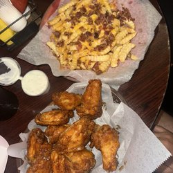 Winners Circle Sports Bar & Grill