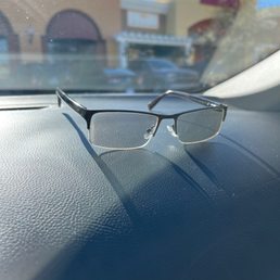 Eyeglasses Eyeglasses
