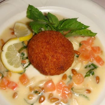 Hy's Steak House - Crab cake - Steakhouses Near Me - Honolulu, Hawaii