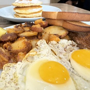 @ The Diner - Ribeye and eggs - Breakfast & Brunch Near Me - Orlando, Florida @ The Diner - Ribeye and eggs - Breakfast & Brunch Near Me - Orlando, Florida