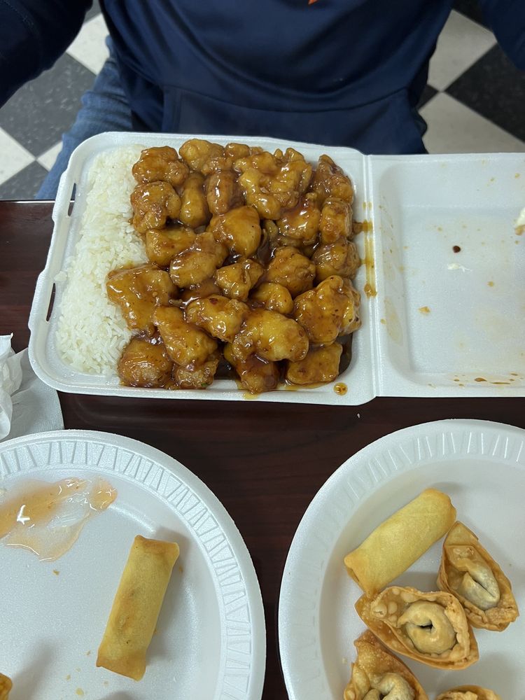 CHOPSTICKS Updated September 2024 17 Photos & 25 Reviews 903 Ih