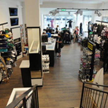 Planet Sports - Outdoor Gear Near Me - Munich, BY