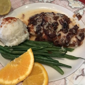 Rhythm Cafe - Onion Kinglip - New American Near Me - West Palm Beach, Florida