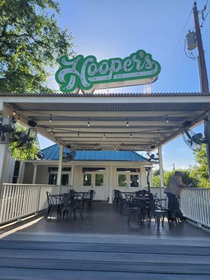 Hooper's by null