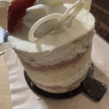 Breka Bakery and Cafe - Strawberry Shortcake - Cafes Near Me - Vancouver, British Columbia Breka Bakery and Cafe - Strawberry Shortcake - Cafes Near Me - Vancouver, British Columbia