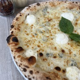PIACERE WOOD FIRED PIZZA - 138 Photos & 94 Reviews - 158 NE 27th St