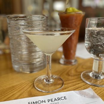 Simon Pearce - Delicious cocktails - New American Near Me - Quechee, Vermont Simon Pearce - Delicious cocktails - New American Near Me - Quechee, Vermont
