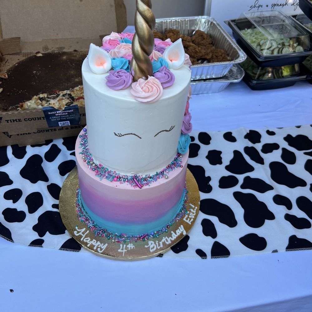 2 tiered unicorn cake 2 tiered unicorn cake