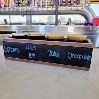 Short or Tall Eatery & Drink Hall - Burgers Near Me - Rogers, Minnesota Short or Tall Eatery & Drink Hall - Burgers Near Me - Rogers, Minnesota