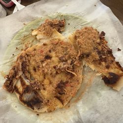 Pupuseria Dona Azucena - Ni queso le hechan