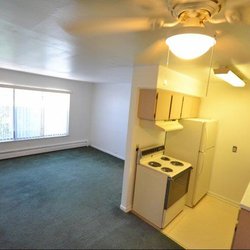 Lakeshore Pointe Apartments