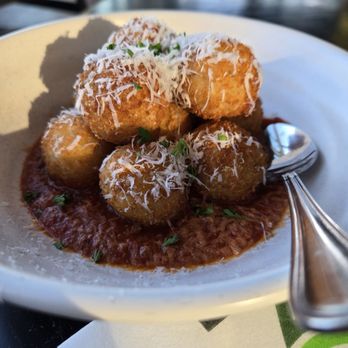 360 Rooftop Bar - Arancini Bites 3/6/26 (photo shoot, lol) - Lounges Near Me - St. Louis, Missouri