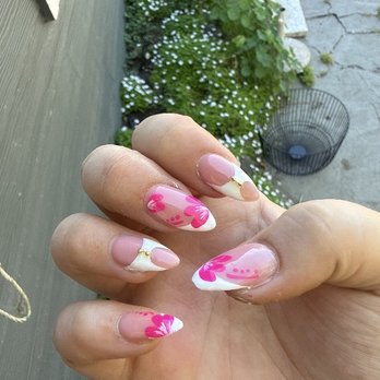Bella Capela Salon & Spa - some are crooked, lines are messy, pink polish is chunky. Only thing saving these is the top coat to cover up her mess. - Nail Salons Near Me - Sebastopol, California Bella Capela Salon & Spa - some are crooked, lines are messy, pink polish is chunky. Only thing saving these is the top coat to cover up her mess. - Nail Salons Near Me - Sebastopol, California
