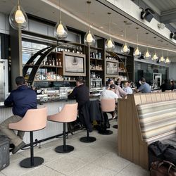 Delta Sky Club - Outside Terrace bar