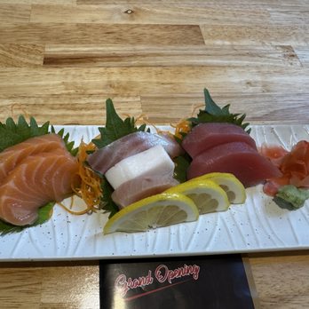 Tomo Sushi & Ramen - Sashimi time!!! - Sushi Bars Near Me - Omaha, Nebraska Tomo Sushi & Ramen - Sashimi time!!! - Sushi Bars Near Me - Omaha, Nebraska