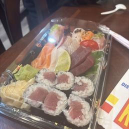 Sashimi Deluxe 16 Pc