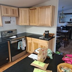 Nomin8ed Remodeling and Finish - Missing the kitchen backsplash