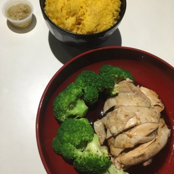 Bubble Waffle Cafe - Ironwood - Chicken and rice Hainese style - Noodles Near Me - Richmond, British Columbia