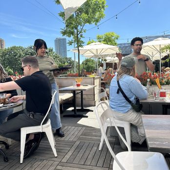 Gai Noi - Outdoor patio - Desserts Near Me - Minneapolis, Minnesota