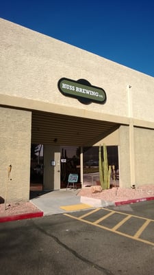 Huss Brewing by null