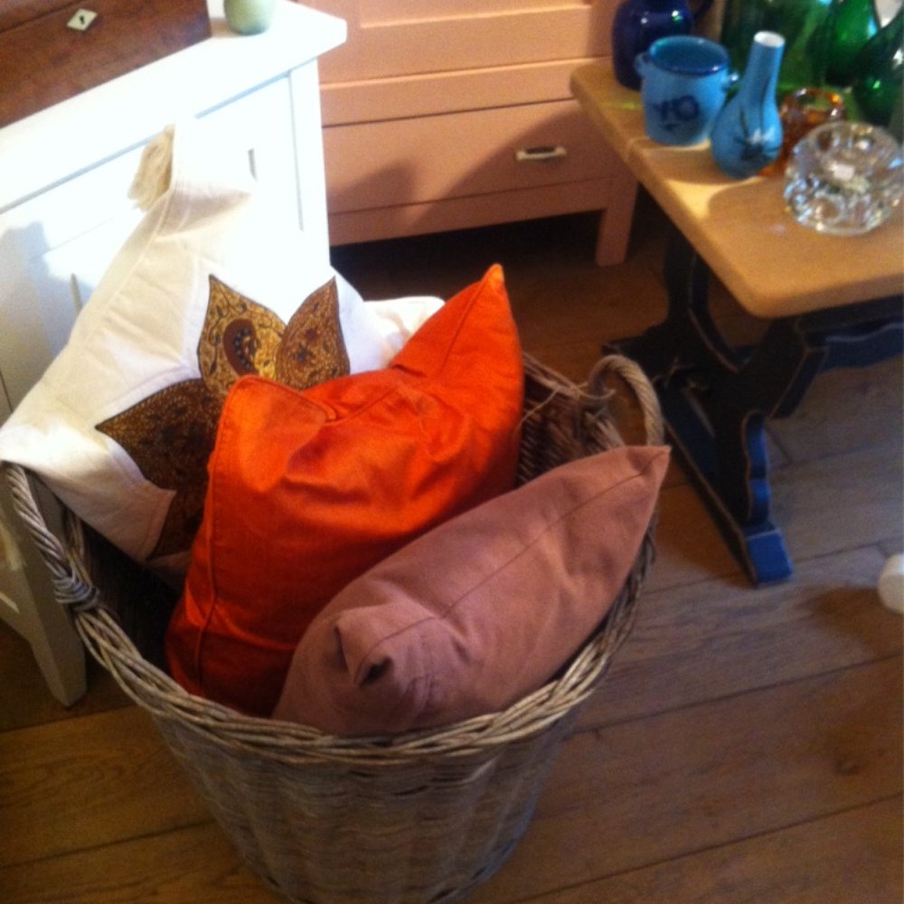 Olivia's Brocante - Furniture Stores Near Me - Amsterdam, New Hampshire