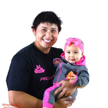 Roby Partovich Photography - Baby Raylynn loves the camera. - Session Photography Near Me Roby Partovich Photography - Baby Raylynn loves the camera. - Session Photography Near Me