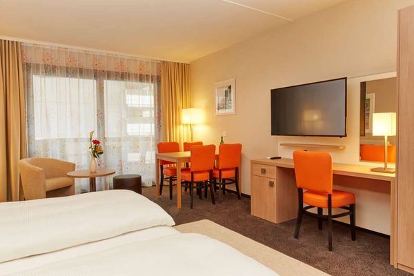 H4 Hotel Arcadia Locarno by null