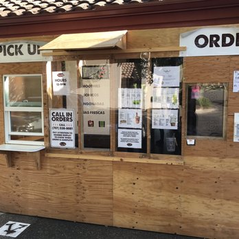 Fruta - Reduced to an outdoor kiosk during COVID19 - Ice Cream & Frozen Yogurt Near Me - Santa Rosa, California Fruta - Reduced to an outdoor kiosk during COVID19 - Ice Cream & Frozen Yogurt Near Me - Santa Rosa, California