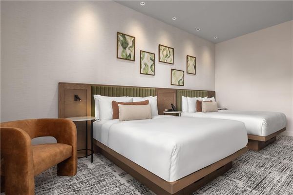 Hotel Railwayparc Montreal, Tapestry Collection by Hilton by null