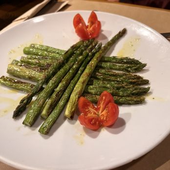 La Platería - Grilled Asparagus - Spanish Near Me - Madrid, M La Platería - Grilled Asparagus - Spanish Near Me - Madrid, M
