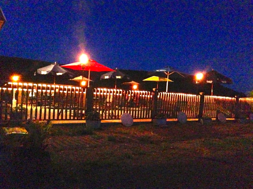 Lippy's Bar & Grill Logo