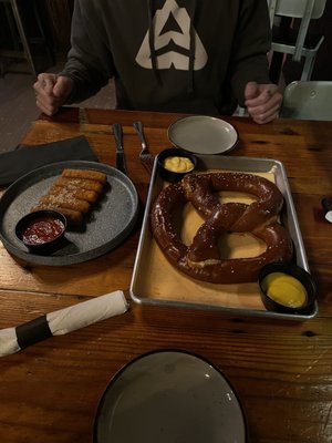 Wayward Bar & Kitchen by null