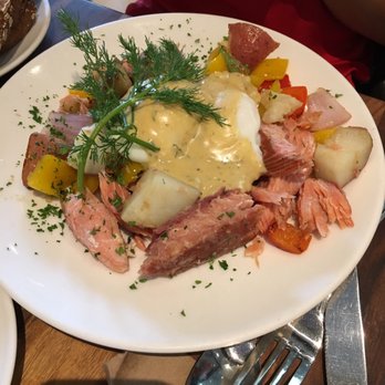 Plums Cafe - Smoked Salmon Benedict? - Breakfast & Brunch Near Me - Costa Mesa, California