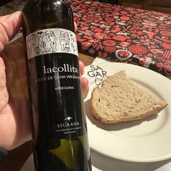 Sagardi Cozinheiros Bascos - Great sourdough bread and olive oil - Restaurants Near Me - Porto, 13